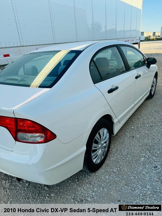 2010 Honda Civic DX-VP Sedan 5-Speed AT